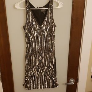 Gorgeous Adrianna Papell beaded dress size 2